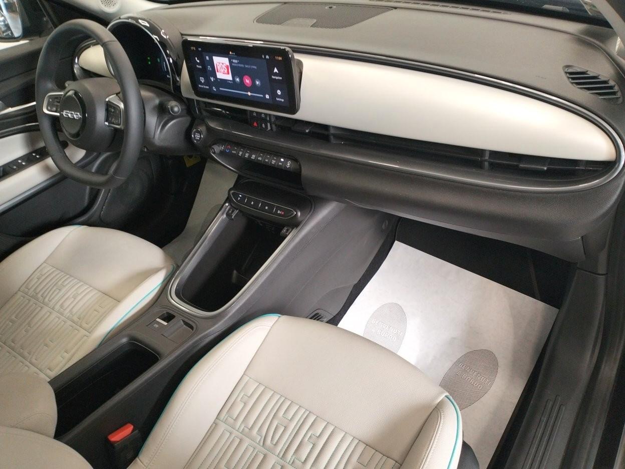 Fiat 600 1.2 hybrid La Prima 110cv * AUTOMATICA * 2025 *