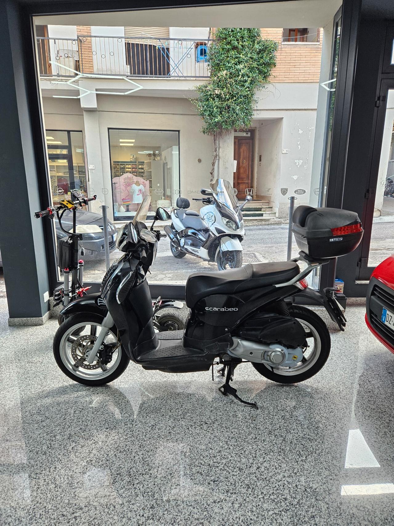 Aprilia Scarabeo 200