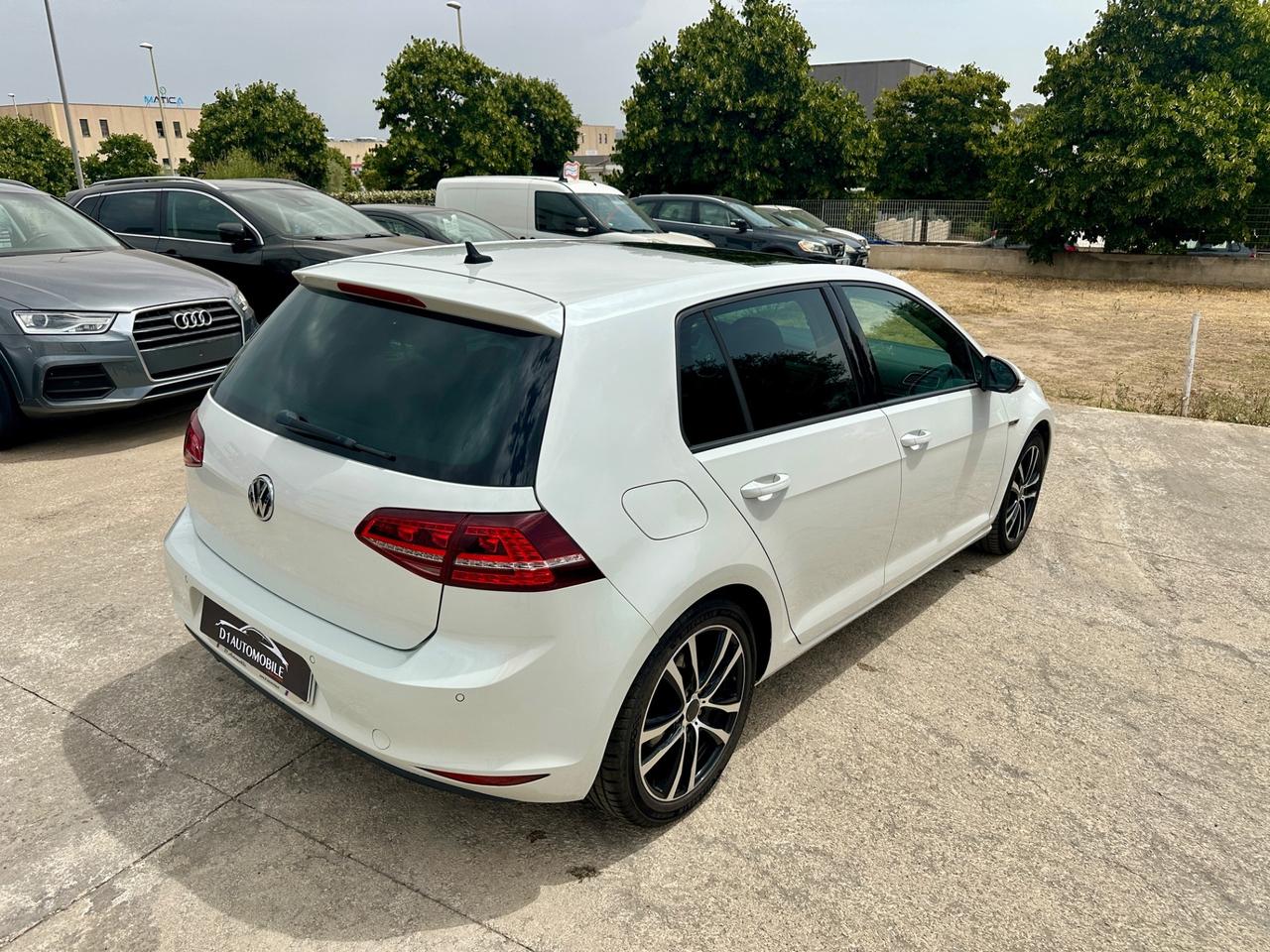 Volkswagen Golf 2.0 TDI DSG 5p. LOUNGE BlueMotion Technology