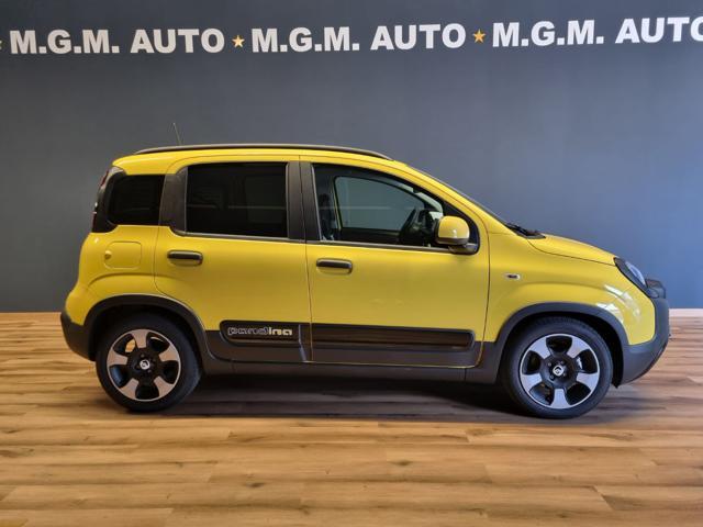 FIAT Panda 1.0 FireFly S&S Hybrid Pandina CROSS