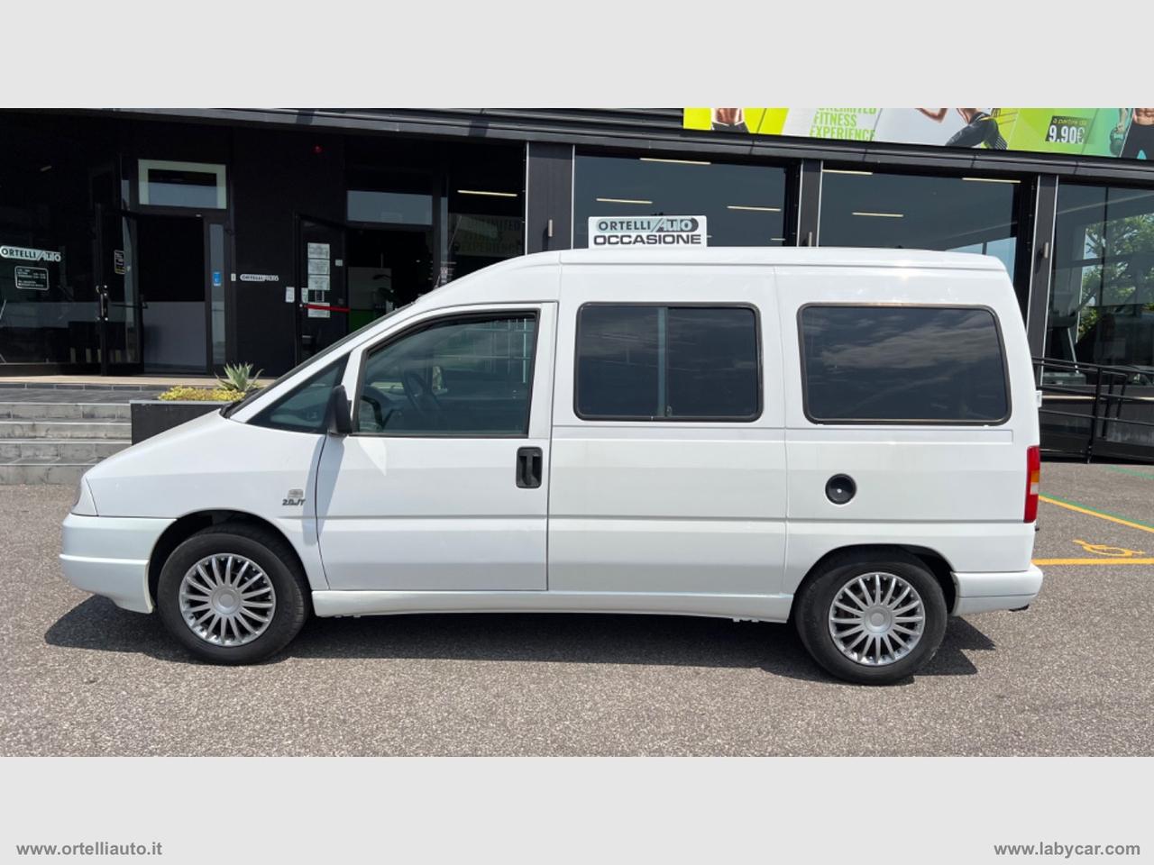 Scudo 2.0 JTD/109 Combi 8 posti SX