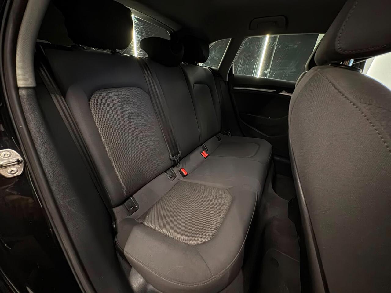 Audi A3 1.6 TDI 116 CV S tronic Business