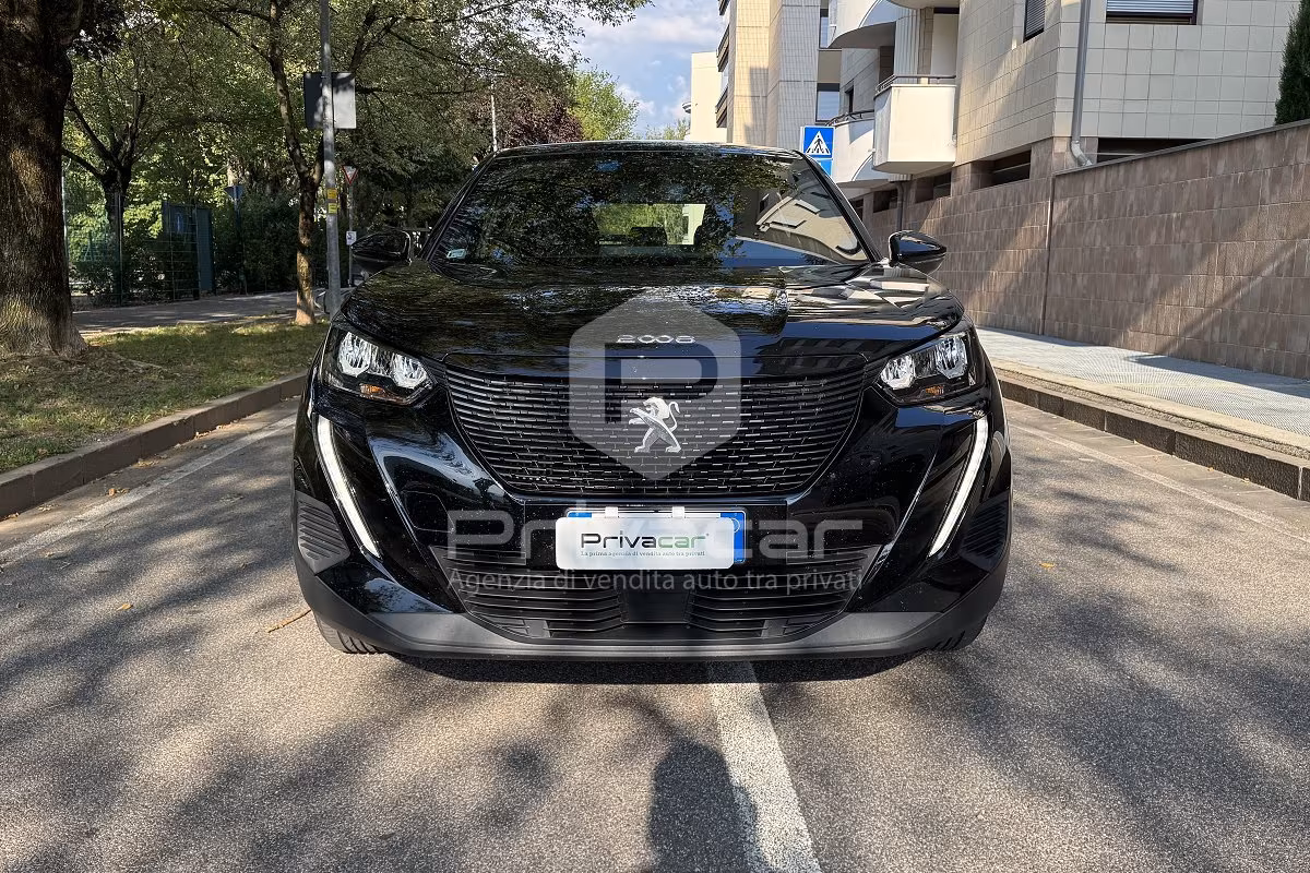 PEUGEOT 2008 PureTech 100 S&S Active Pack