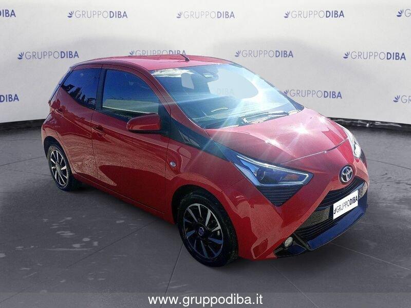 Toyota Aygo II 2018 5p 5p 1.0 x-wave grey m-mt 72cv
