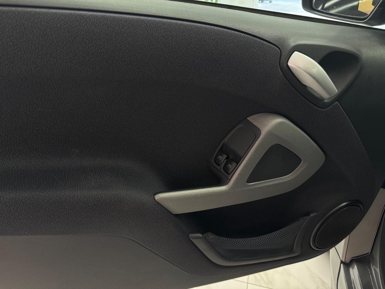 Smart ForTwo 1000 71Cv Stra Full- Special Paint