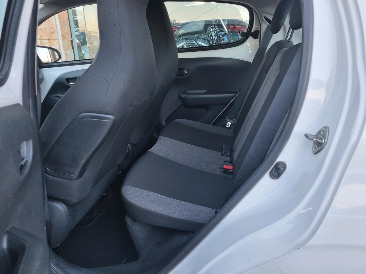 Citroen C1 VTi 68 ETG 5 porte Shine