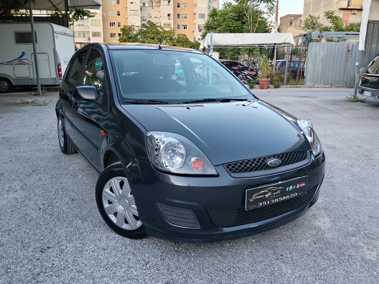 Ford Fiesta 1.2 16V 5p. Manutenzione completa
