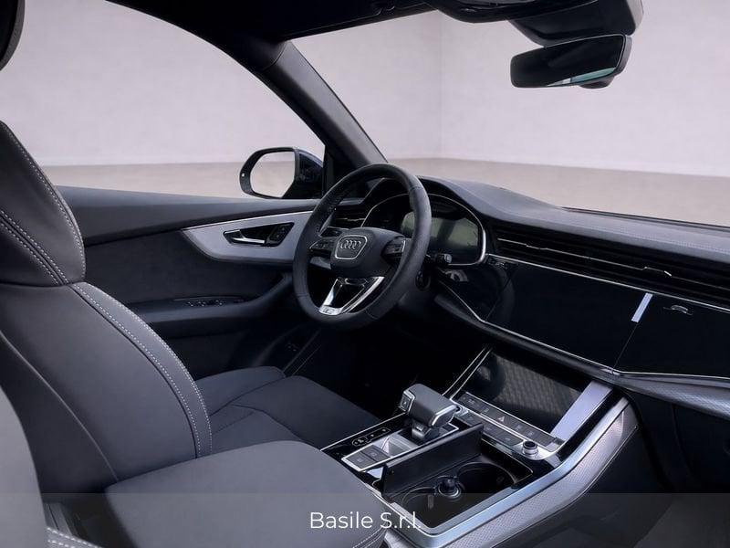 Audi Q8 55 TFSI e 290kW quattro tip. S Line Ed.