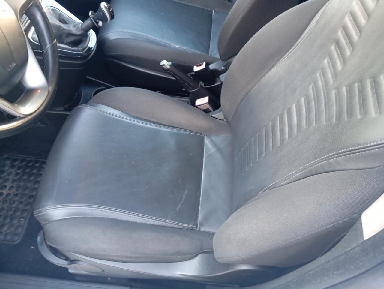 Lancia Ypsilon 1.2 69 CV 5 porte S&S Silver