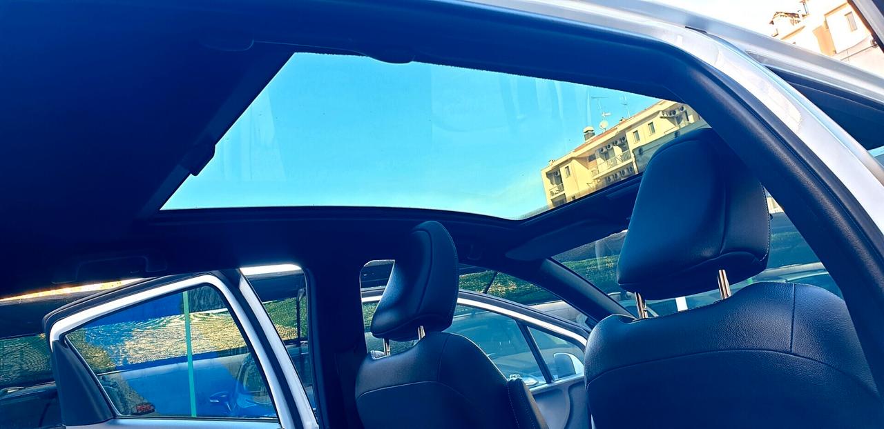 TOYOTA YARIS 1.5 BENZINA/HYBRID FULL OPTIONAL