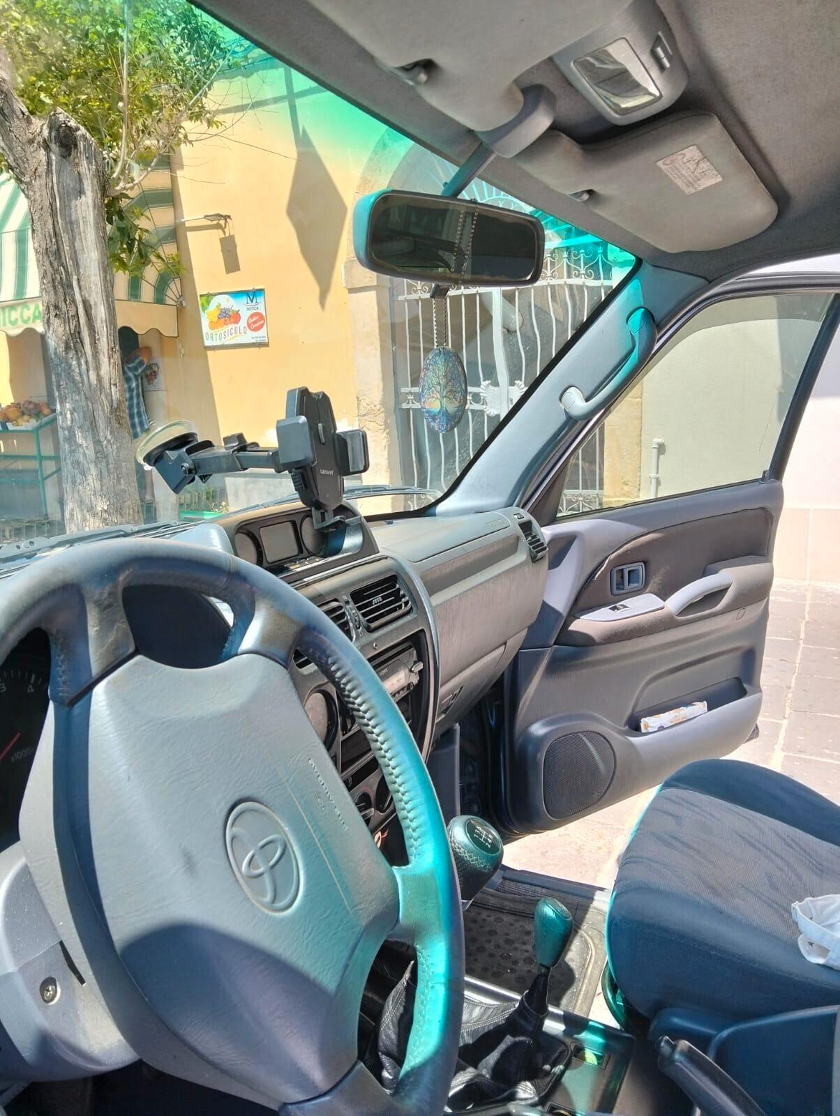 Toyota Land Cruiser 3.0 Tdi D-4D - 2001