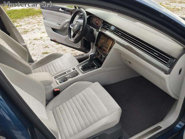 VOLKSWAGEN Passat Variant 2.0 TDI Executive 190cv DSG- GA265XW