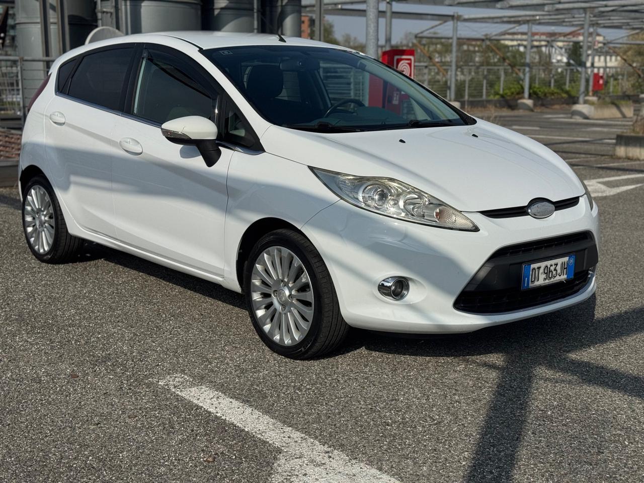 Ford Fiesta 1.2 82 CV 5 porte Titanium