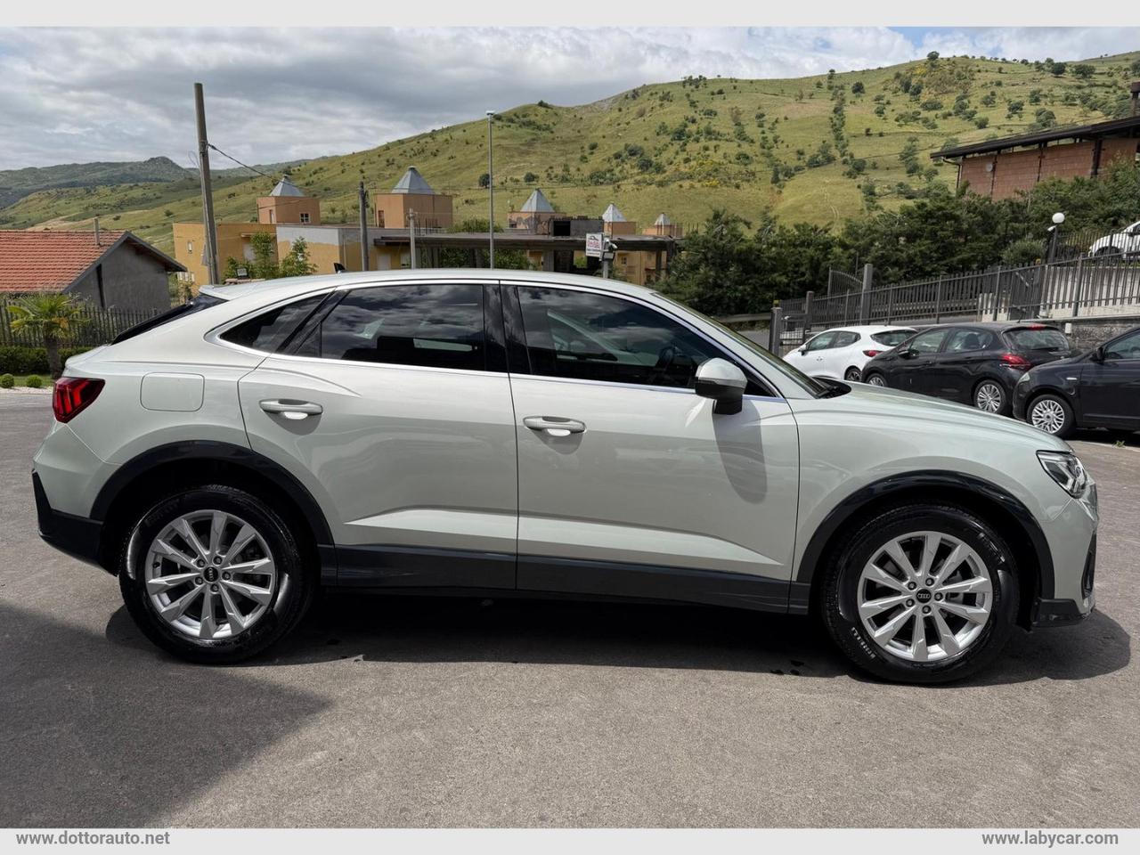 AUDI Q3 35 TDI S tronic S line edition