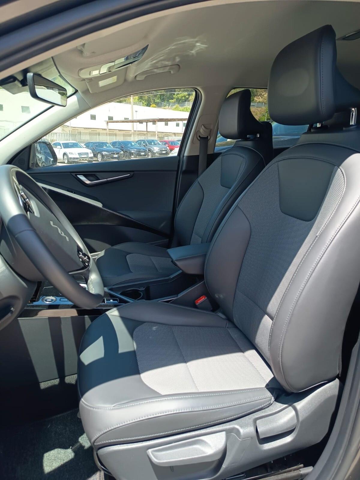 Kia Niro 1.6 GDi DCT HEV Style "IN ARRIVO"