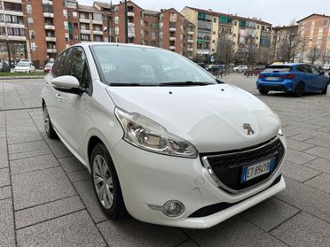 Peugeot 208 1.4 HDi 68 CV 5porte Allure