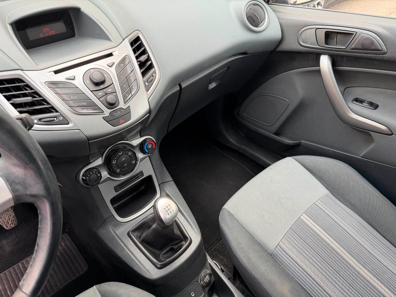 Ford Fiesta+ 1.2 82CV 5 porte NEOPATENTATI