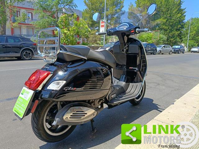 PIAGGIO Vespa GTS 300 Super ABS