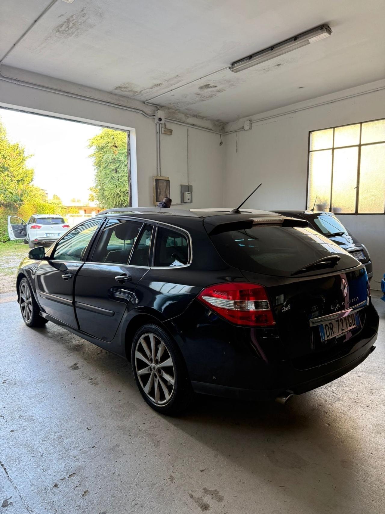 Renault Laguna 2.0 dCi 150CV SporTour Initiale