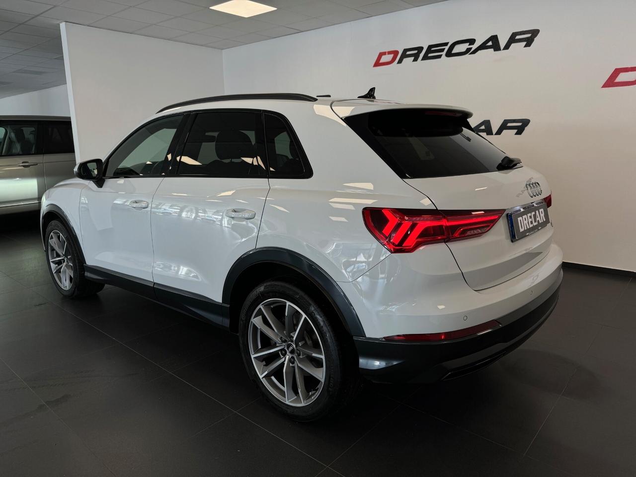 Audi Q3 40 TFSI quattro S tronic S line edition BLACK PACK