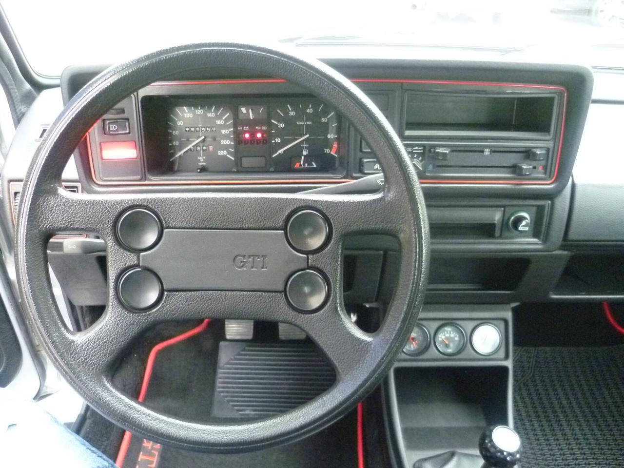 Volkswagen Golf GTI unico proprietario originale perfetta