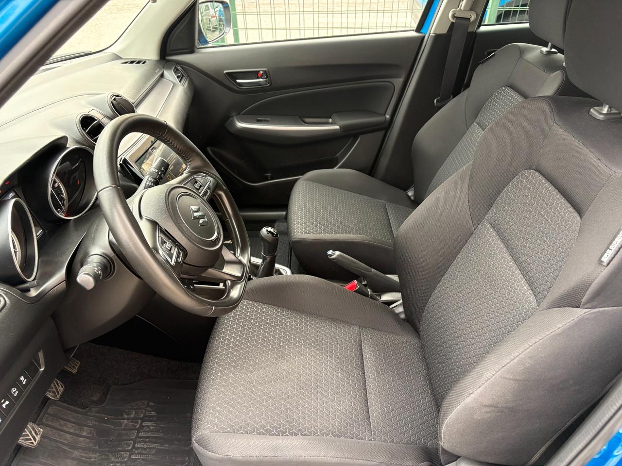 Suzuki Swift 1.2 Hybrid 4WD AllGrip Top