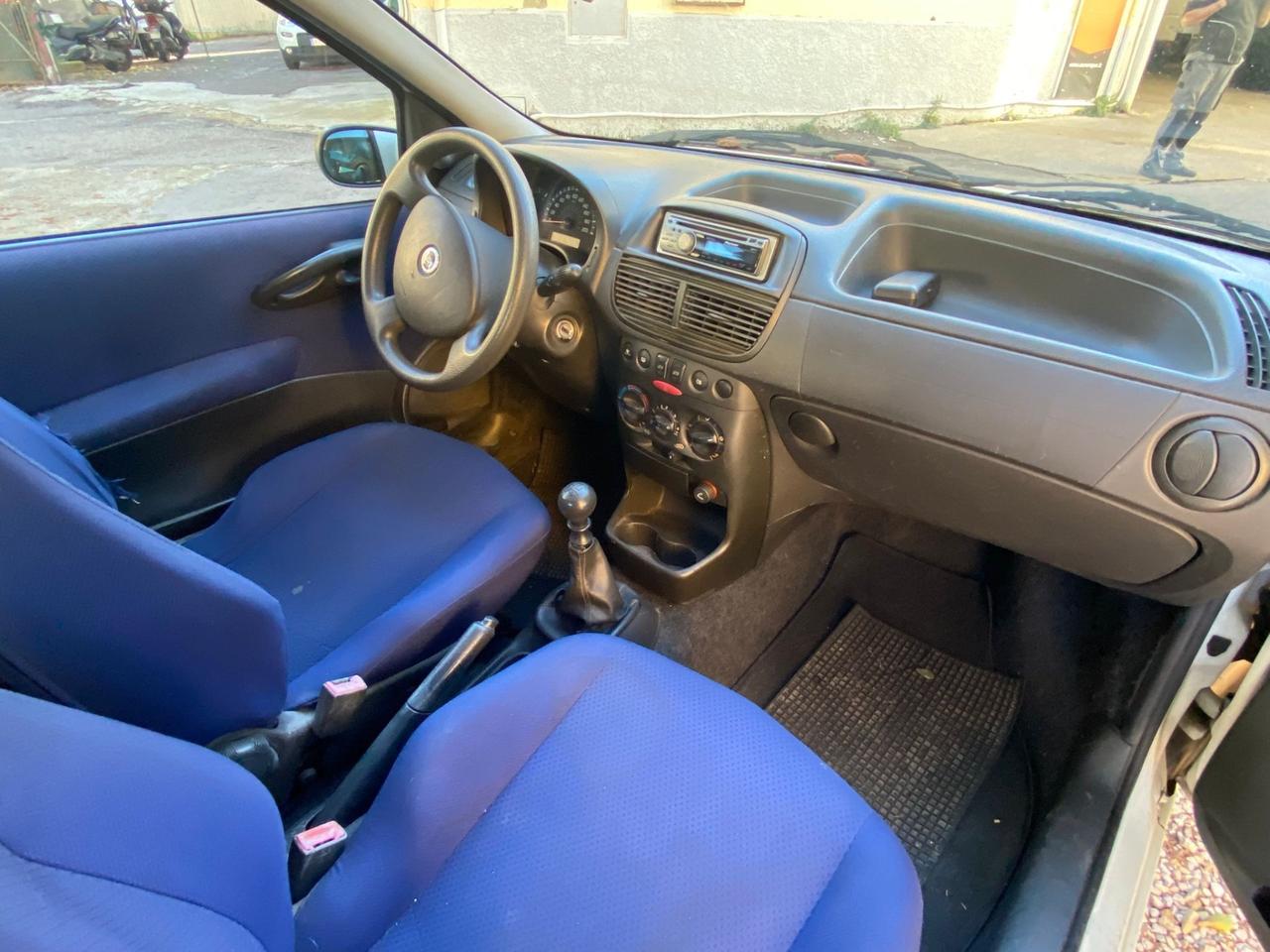 Fiat Punto 1.2 8V 3 porte DYNAMIC OK PER NEO PATENTATI