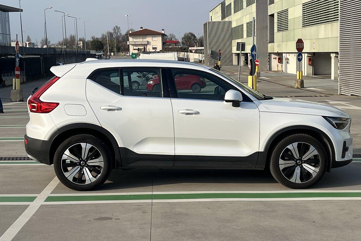 VOLVO XC40 T4 Recharge Plug-in Hybrid automatico Core