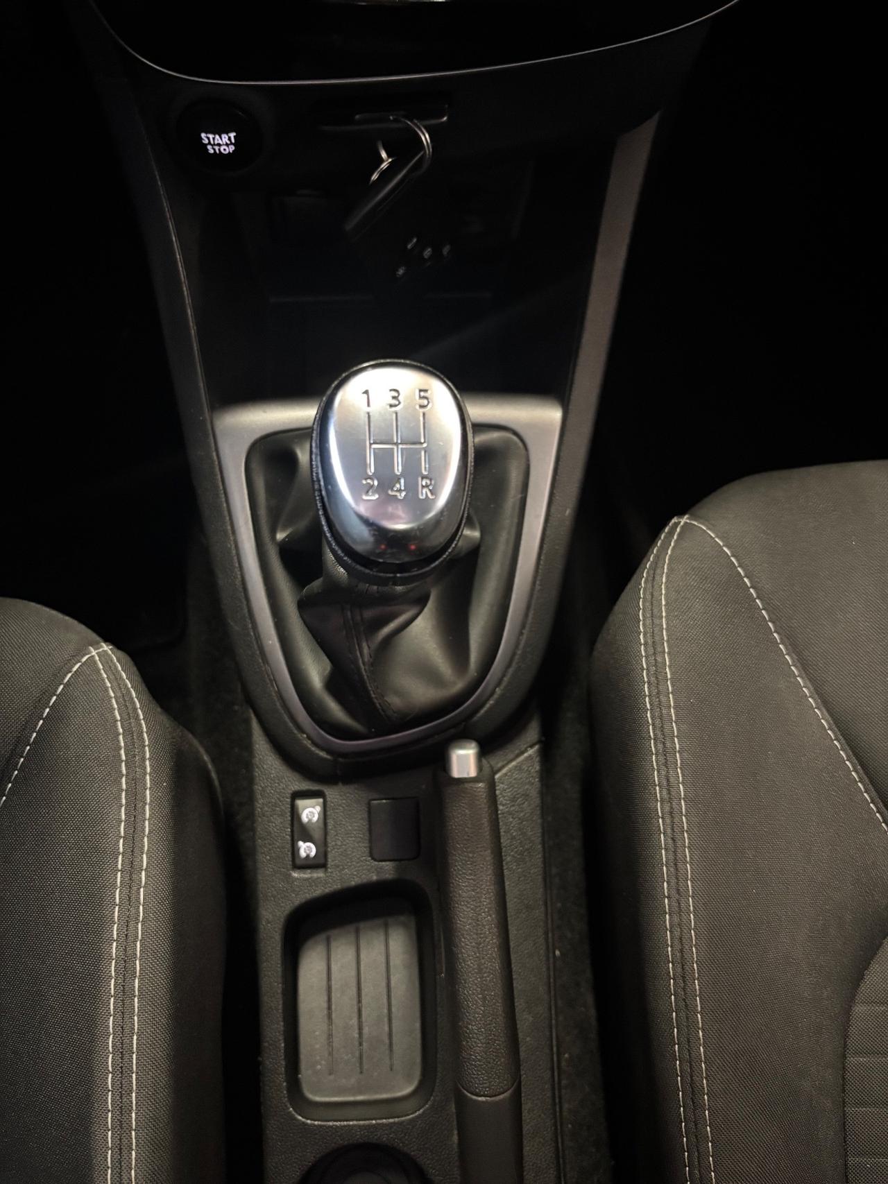 Renault Clio 1.2 BENZINA 75Cv LIMITED |OK NEOPATENTATI~