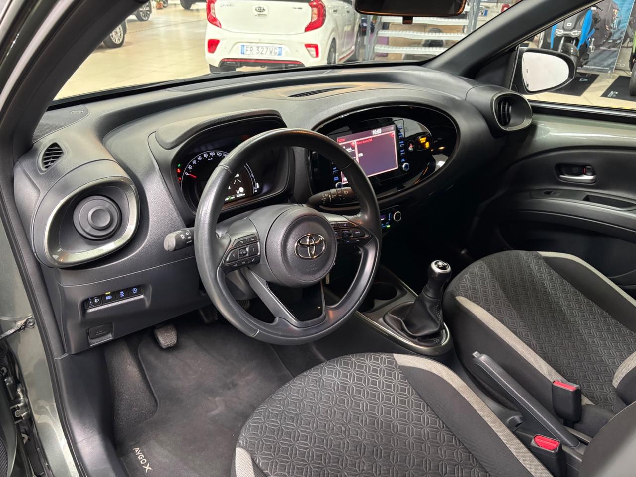 Toyota Aygo X 1.0 VVT-i 72 CV 5 porte Trend