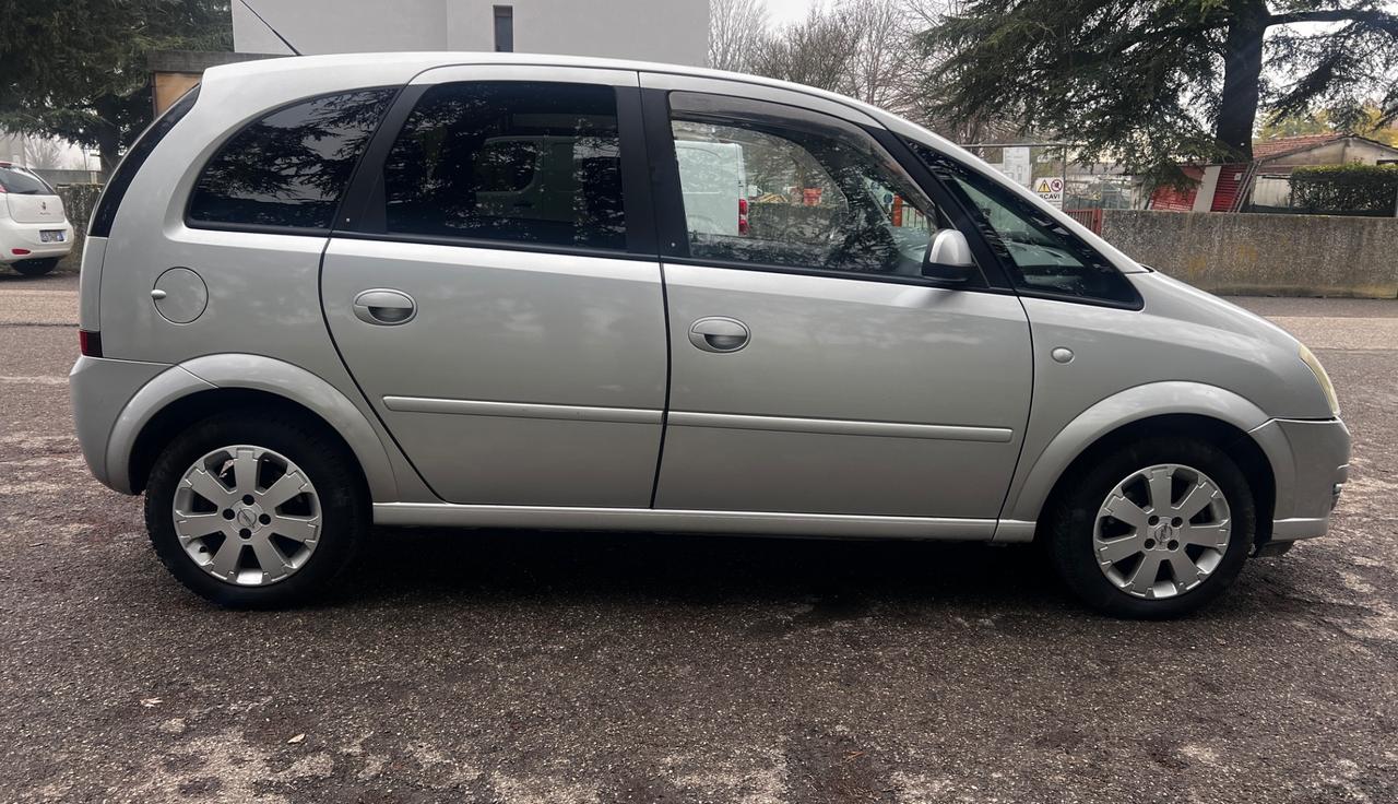 Opel Meriva 1.3 CDTI Cosmo