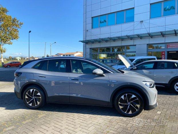 VOLKSWAGEN ID.4 Pro Performance