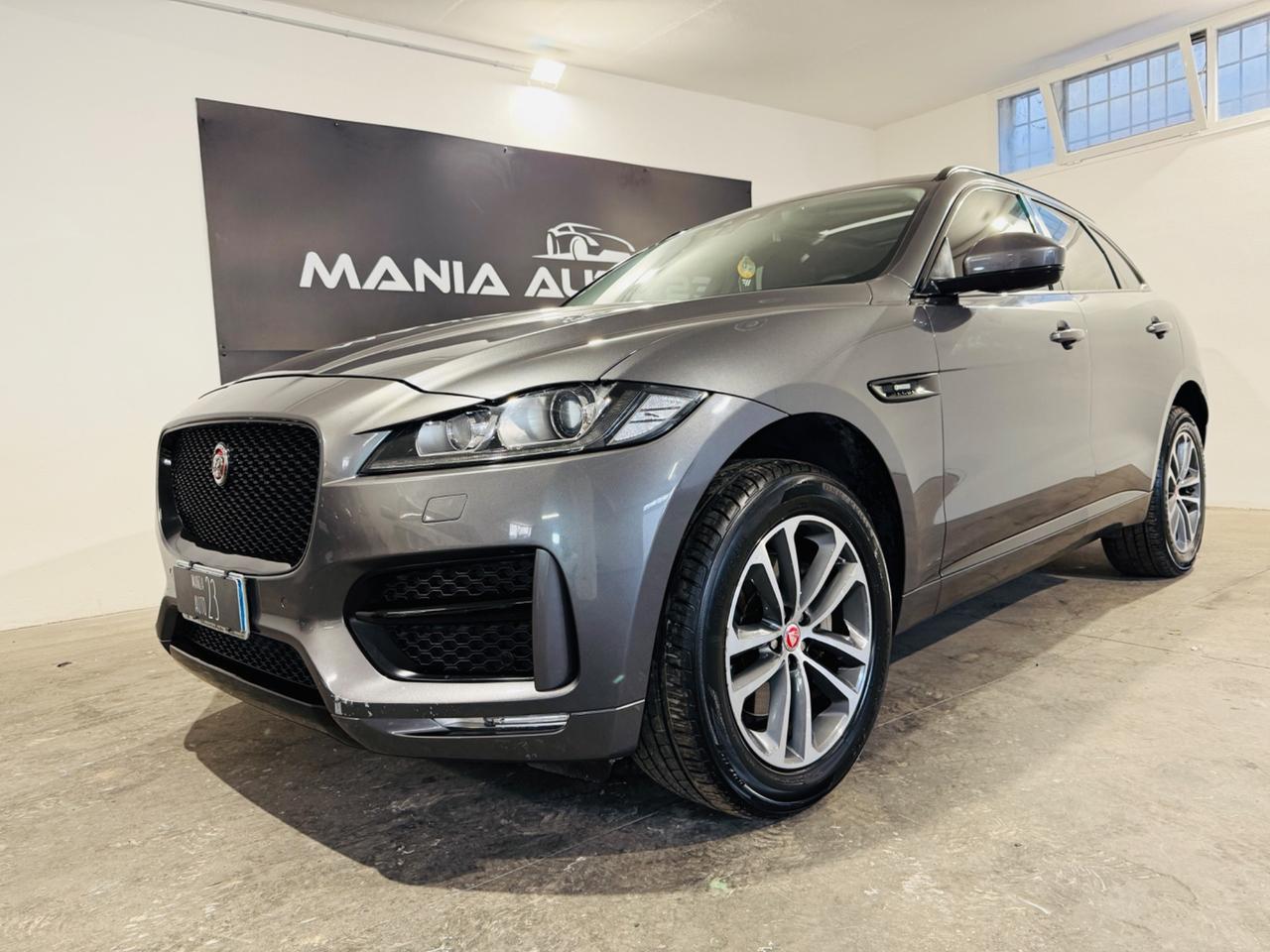 Jaguar F-Pace 3.0 300 CV AWD R-DYNAMIC*UNIPRO*TETTO