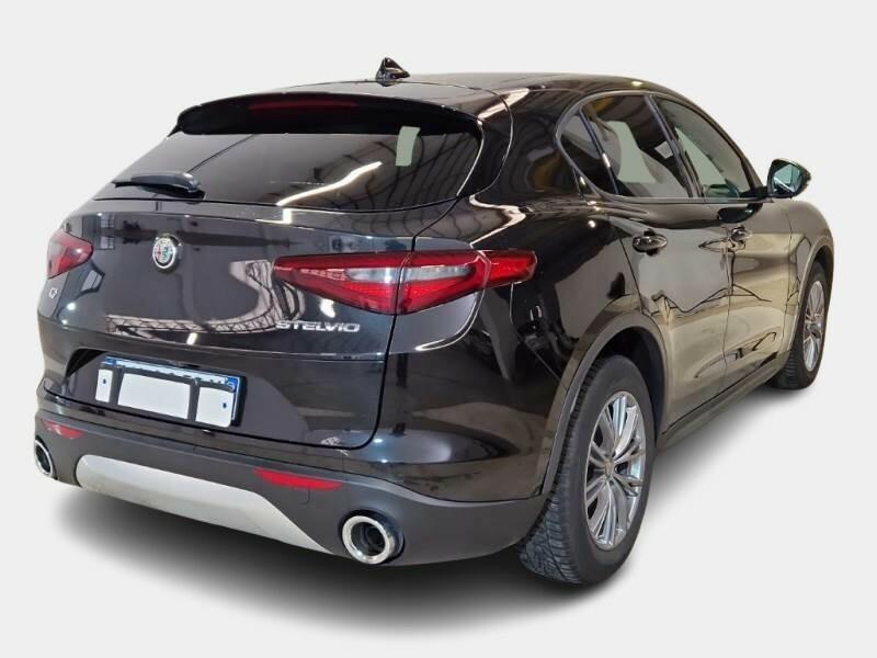 ALFA ROMEO STELVIO 2.2 TURBO DIESEL 190 CV BUSINESS AT8 Q4 SUV