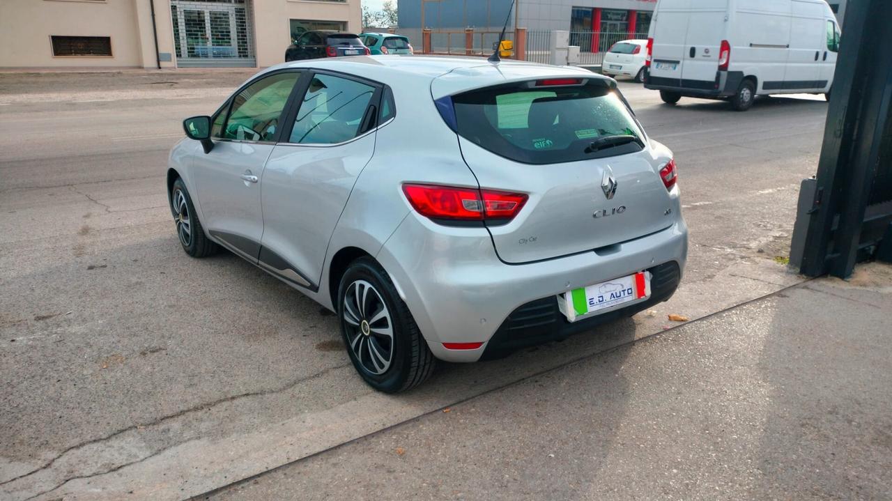 Renault Clio dCi 8V 75 CV Start&Stop 5 porte Energy Intens
