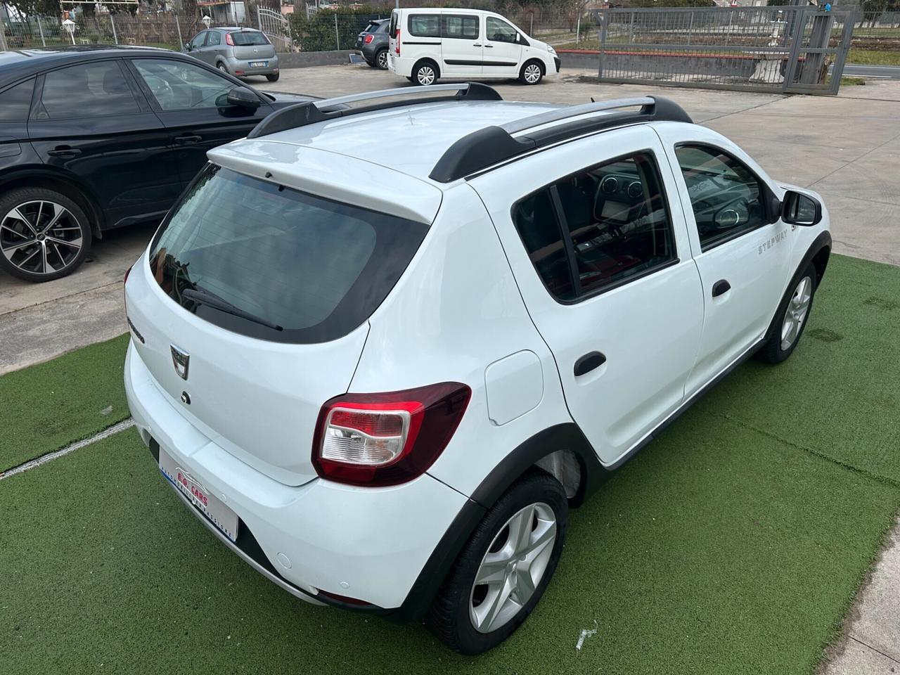 Dacia Sandero STEPWAY*0.9*PRESTIGE*GPL*NAVI*BLUETOOTH*NEOPA*