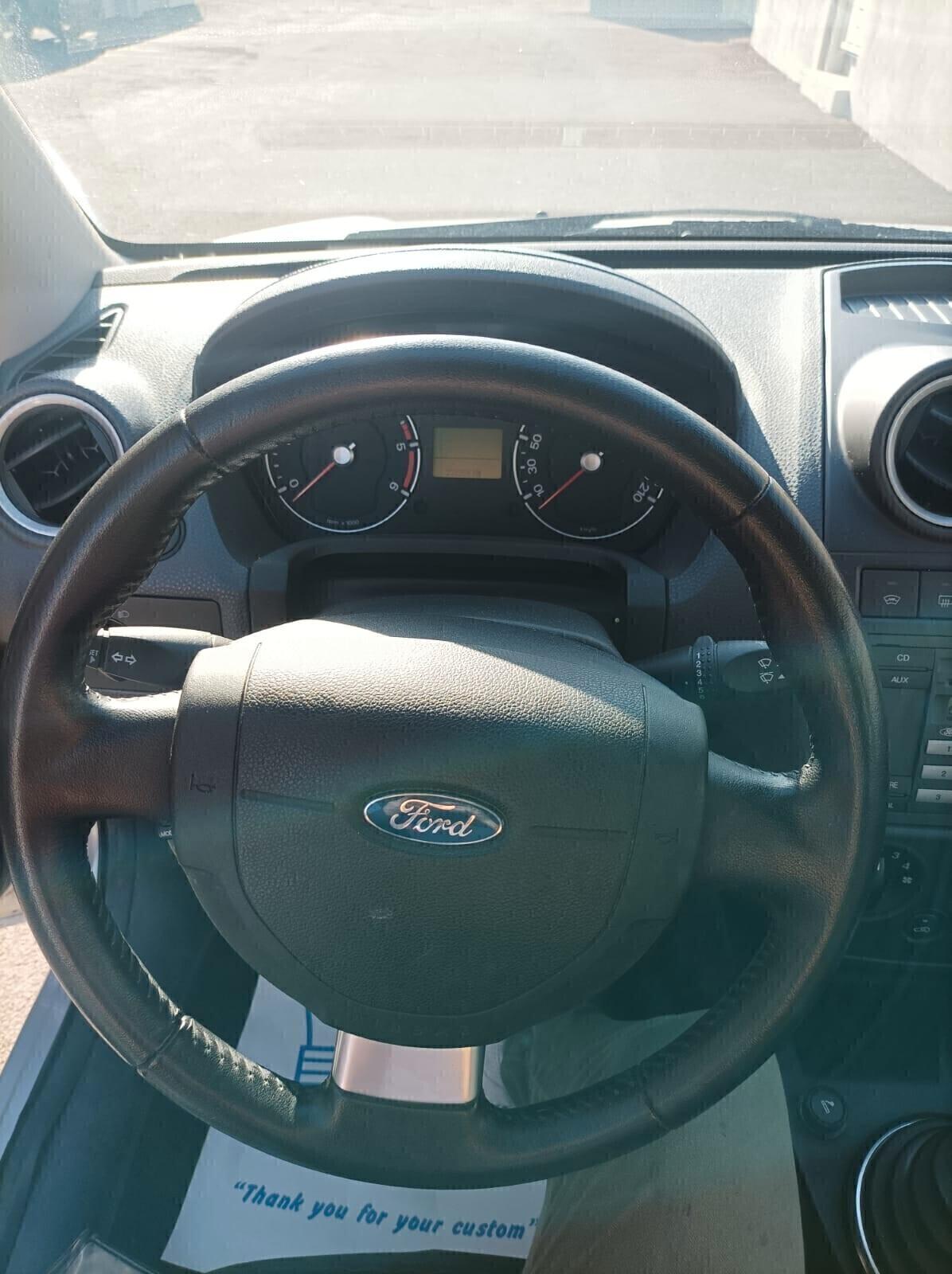 Ford Fiesta 1.4 TDCi 5p. Ghia