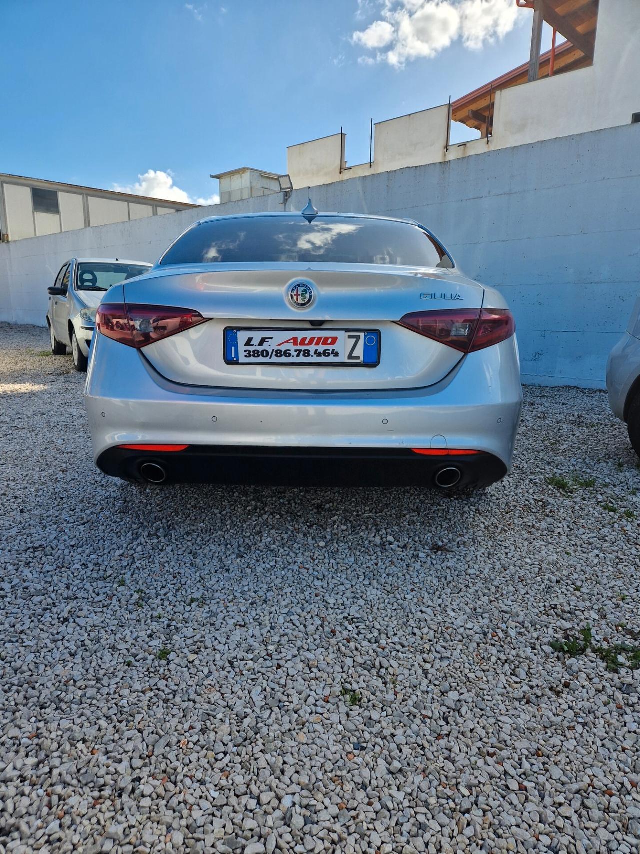Alfa Romeo Giulia 2.2 Turbodiesel 180 CV Super automatica
