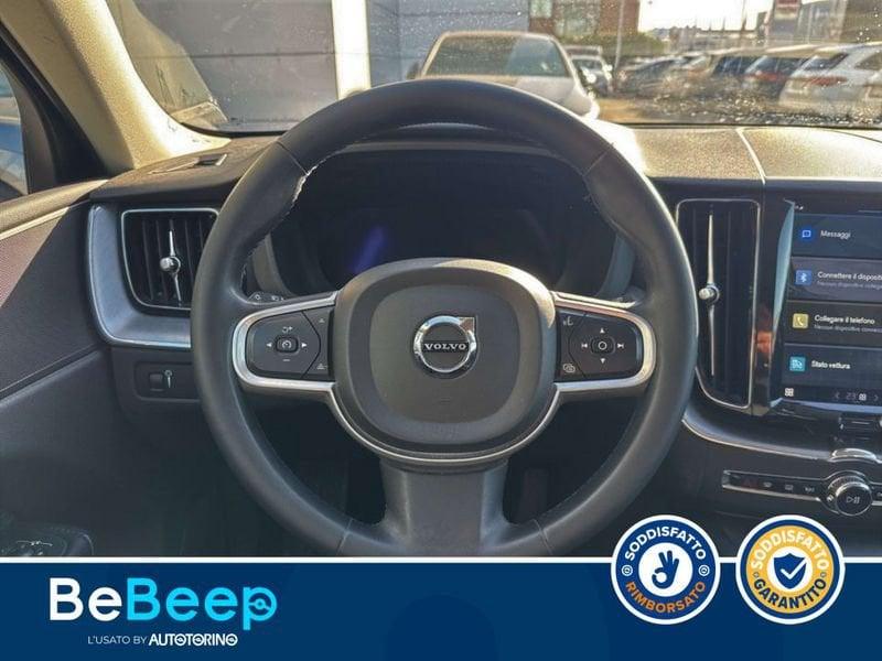 Volvo XC60 2.0 B4 MOMENTUM PRO AWD AUTO