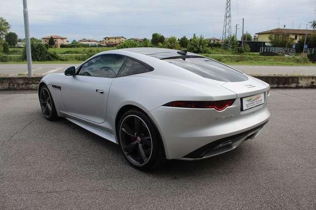 Jaguar F-Type Coupe 2.0 i4 R-Dynamic rwd 300cv - COLORE OPACO