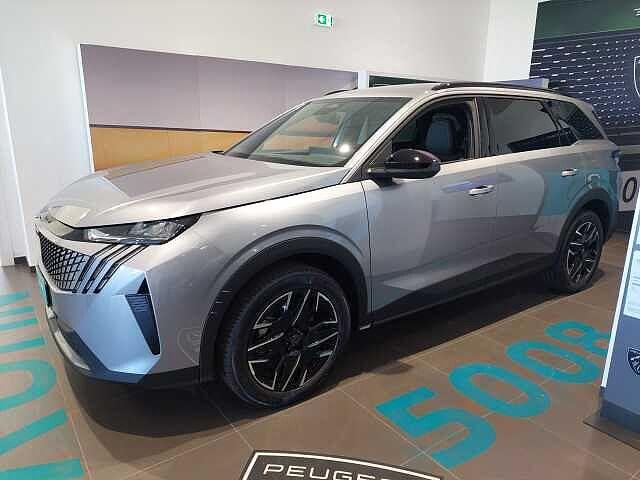 Peugeot 5008 Hybrid 145 e-DCS6 Allure KM0