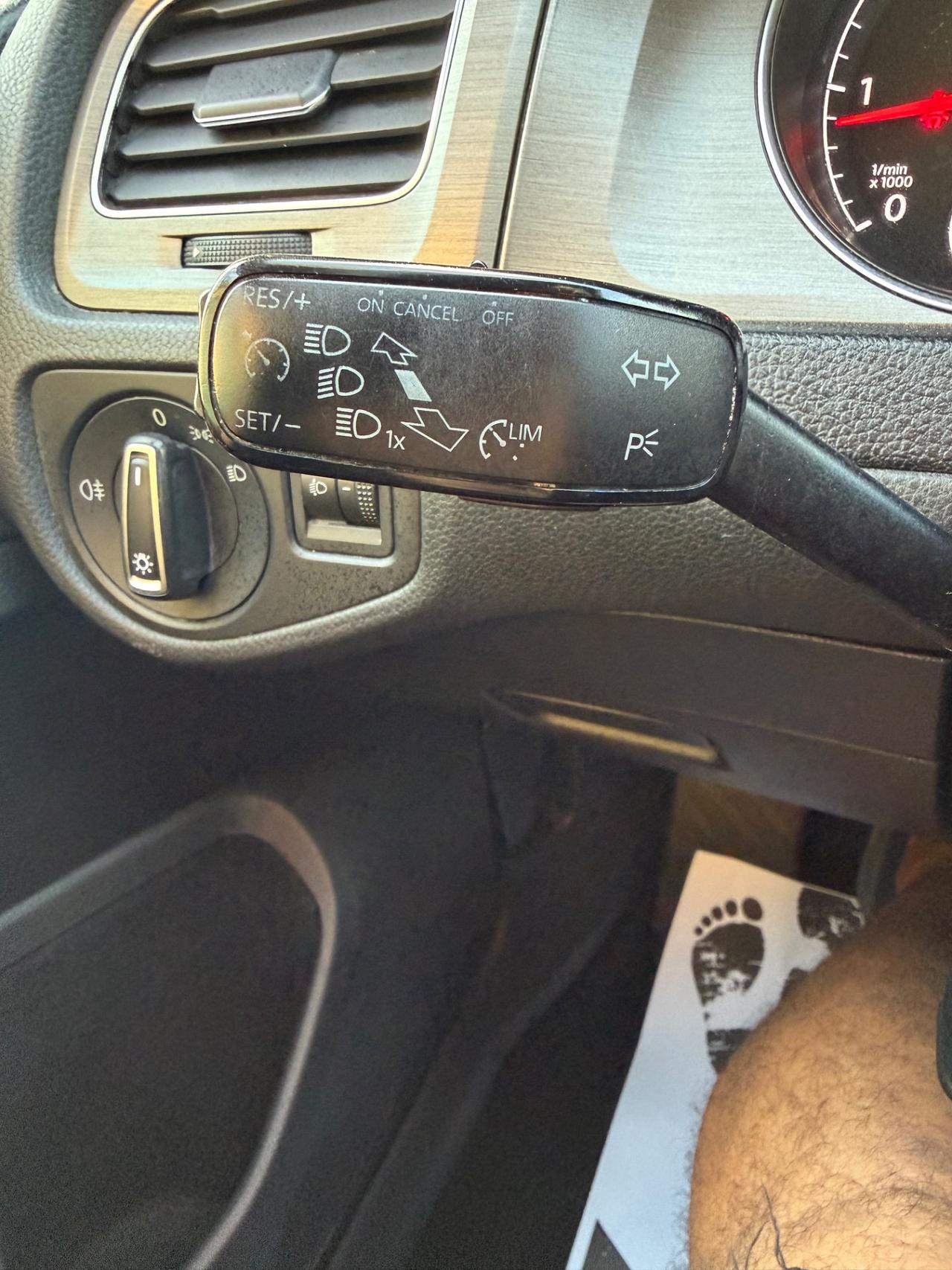 Volkswagen Golf 1.6 TDI DPF Highline