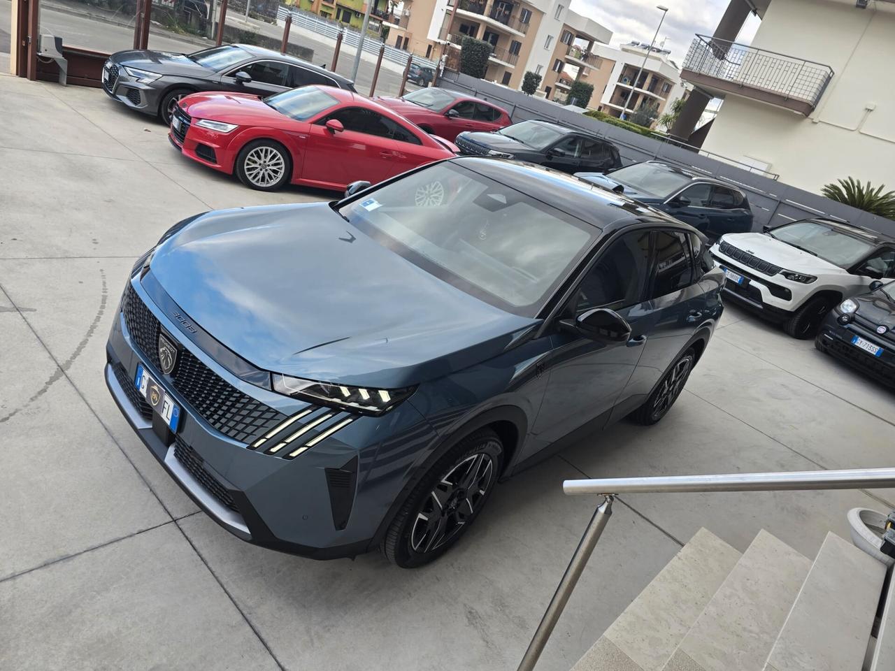 Peugeot 3008 Hybrid 136 e-DCS6 GT