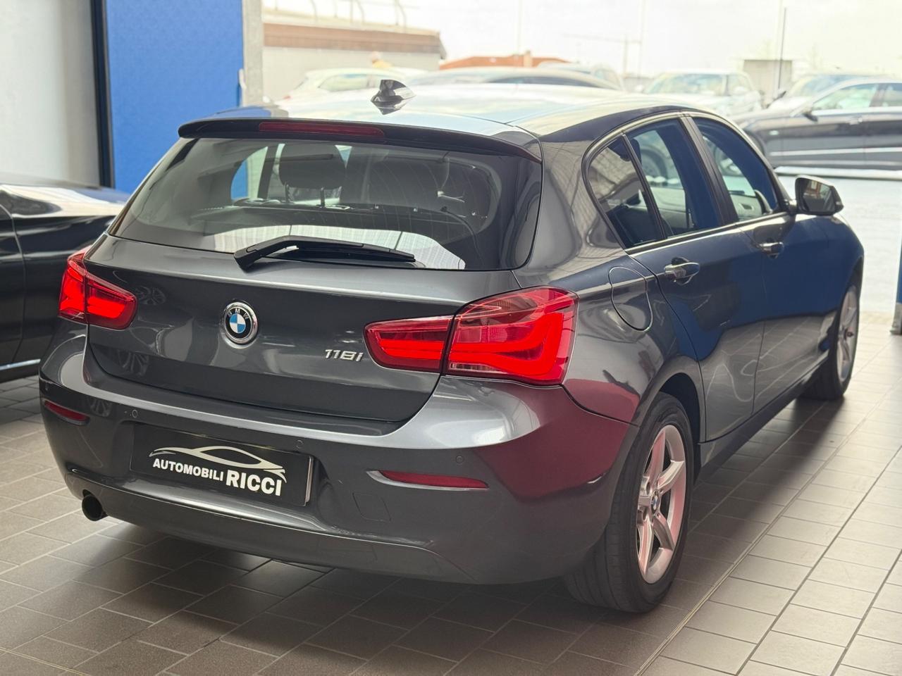 Bmw 118i 5p. Advantage 136cv