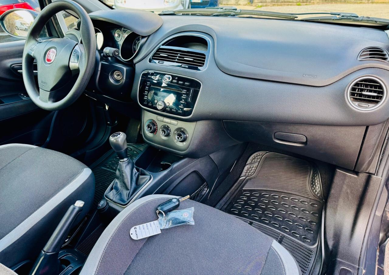 Fiat Punto Evo 1.3 Mjt 95 CV DPF 5 porte S&S Dualogic Sport