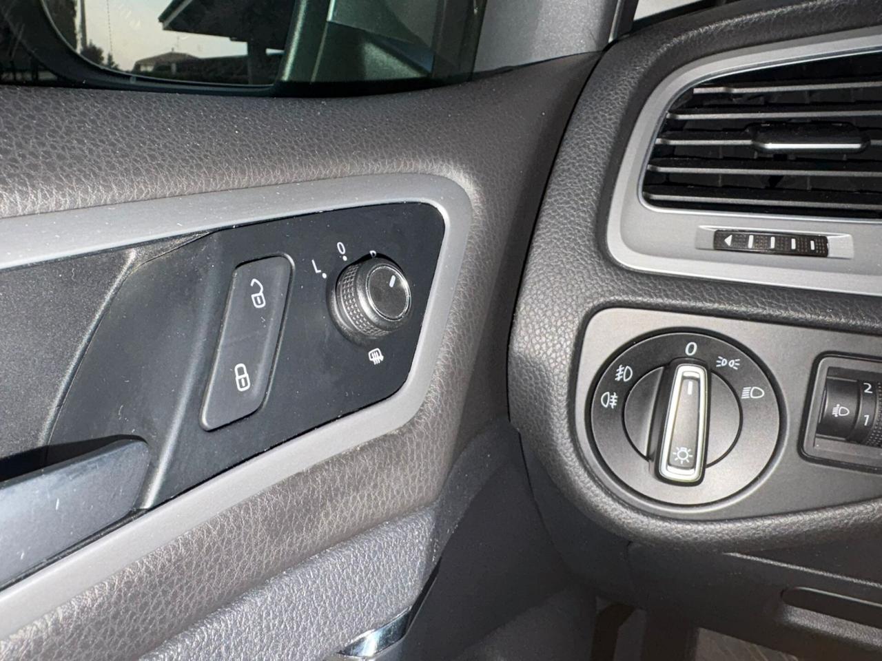 Volkswagen Golf Variant 1.4 TGI Highline BlueMotion