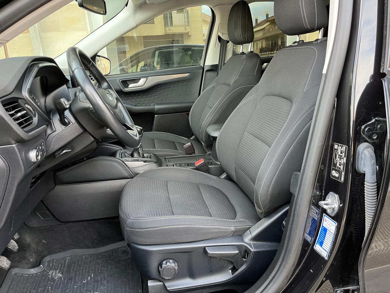 Ford Kuga 2.0 tdci Hybrid 150 CV 2WD Titanium