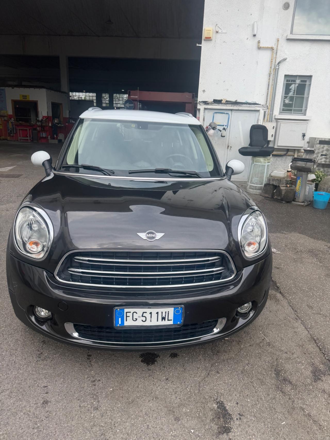 Mini Cooper Countryman 2.0 D Automatica