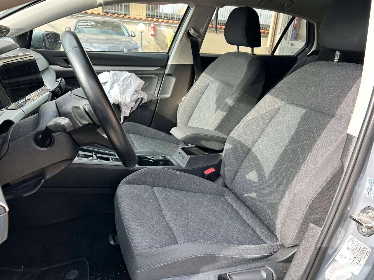 VW GOLF 8 2.0 TDI 150cv DSG - 2021 Incidentata