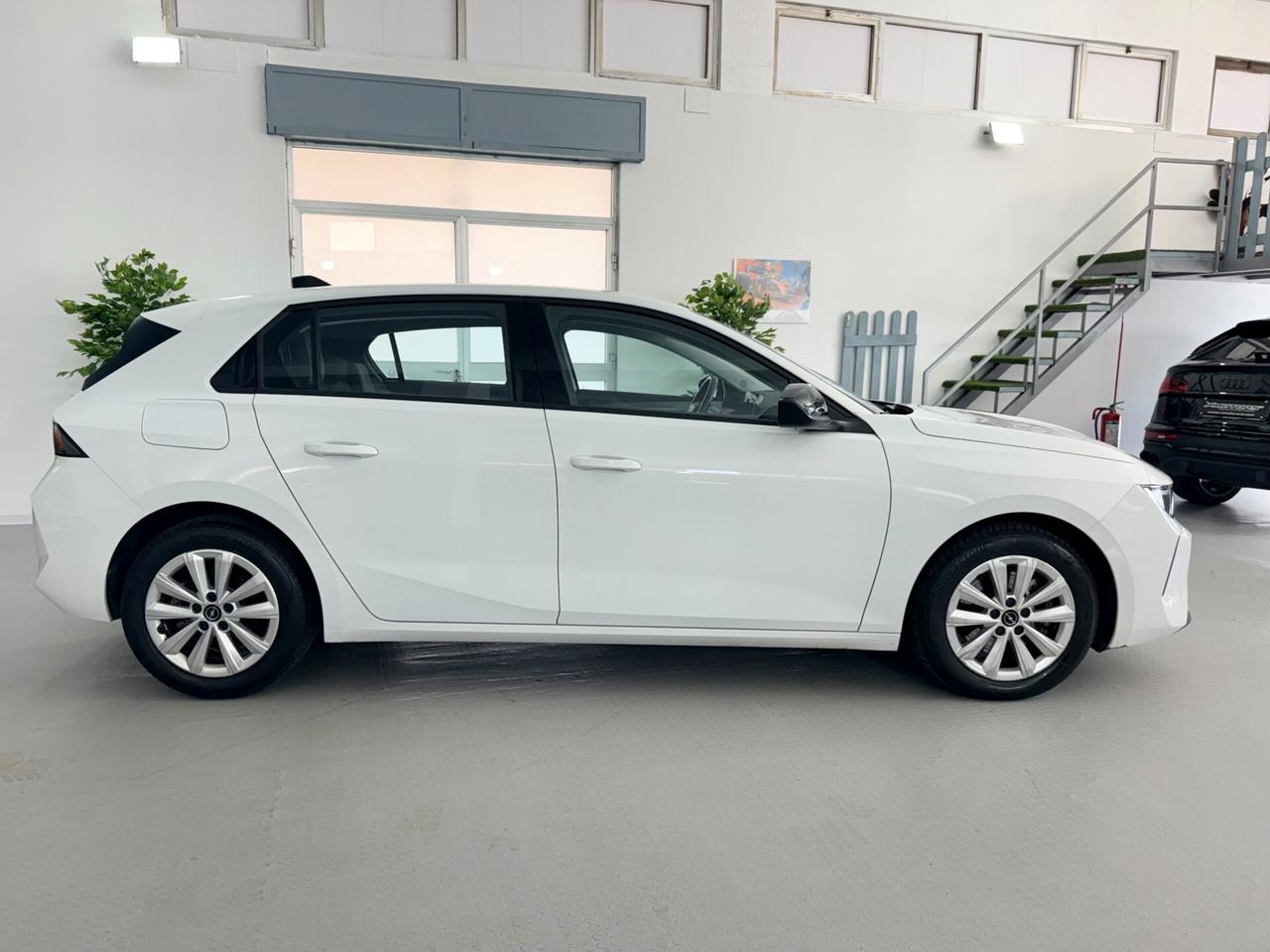 Opel Astra 1.5 Turbo Diesel 130 CV Aziendale Edition